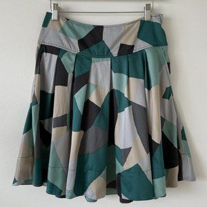 H&M Green patterned skirt with pockets size 6